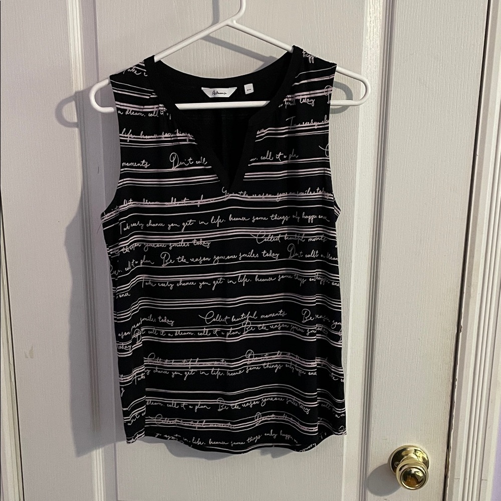Reitmans Black and White Script Top